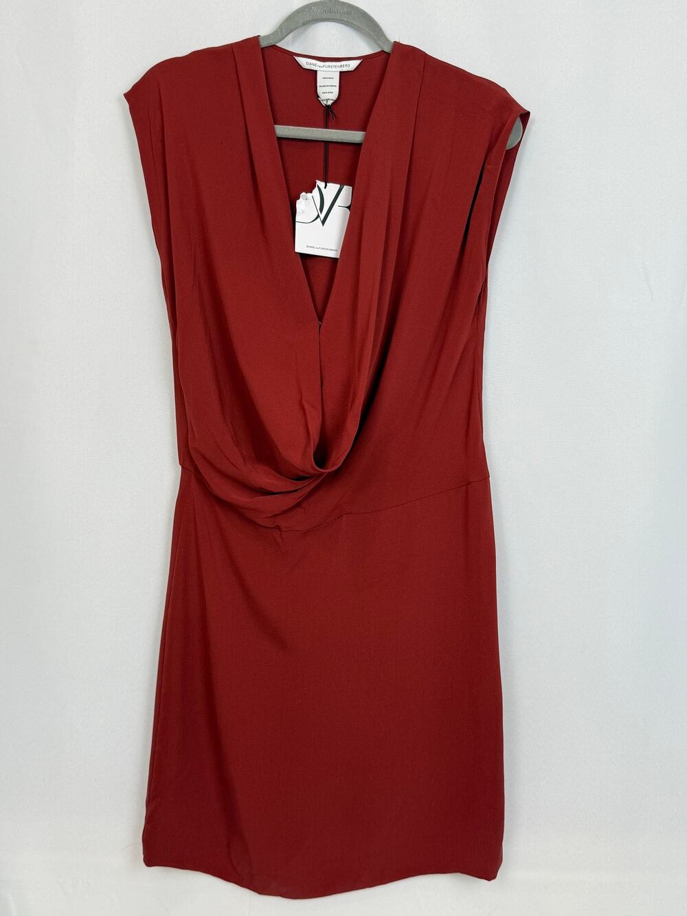 NWT Diane von Furstenberg Reara Silk Dress Size 2 Chili Draped Cowl Neck